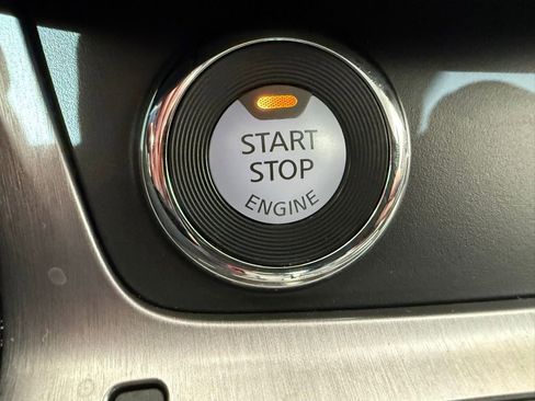 Used 2024 Nissan Murano SV w/ SV Midnight Edition Package image 25