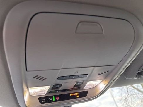 Used 2019 Buick Enclave Avenir w/ Avenir Technology Package image 29