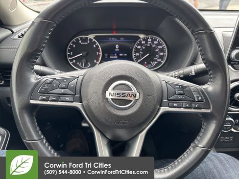 Used 2021 Nissan Sentra SV image 2