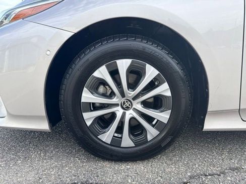 Certified 2020 Toyota Prius Prime Limited FWD image 6