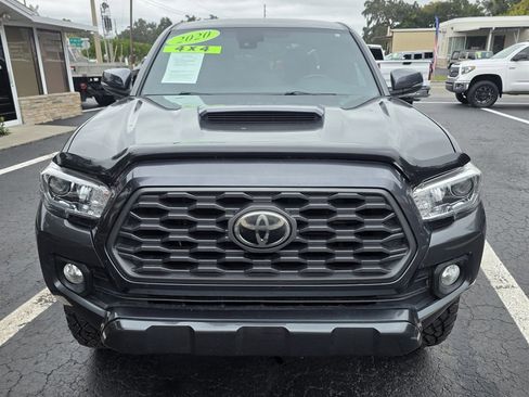 Used 2020 Toyota Tacoma 4x4 Double Cab image 10
