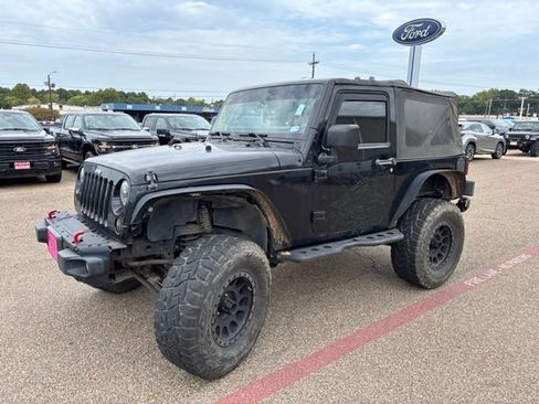 Used 2009 Jeep Wrangler X AWD/4WD image 3