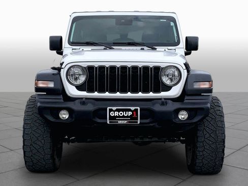 Used 2024 Jeep Wrangler Unlimited Sport AWD/4WD image 4