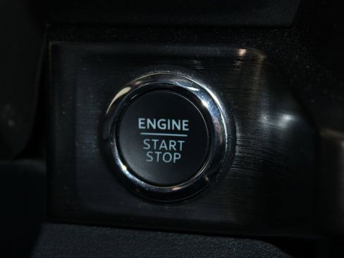 Used 2024 Ford F250 Lariat w/ Lariat Ultimate Package AWD/4WD image 28