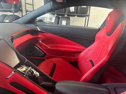 Used 2022 Ferrari Roma RWD image 14