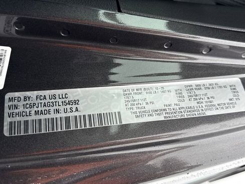 New 2026 Jeep Gladiator Sport image 19