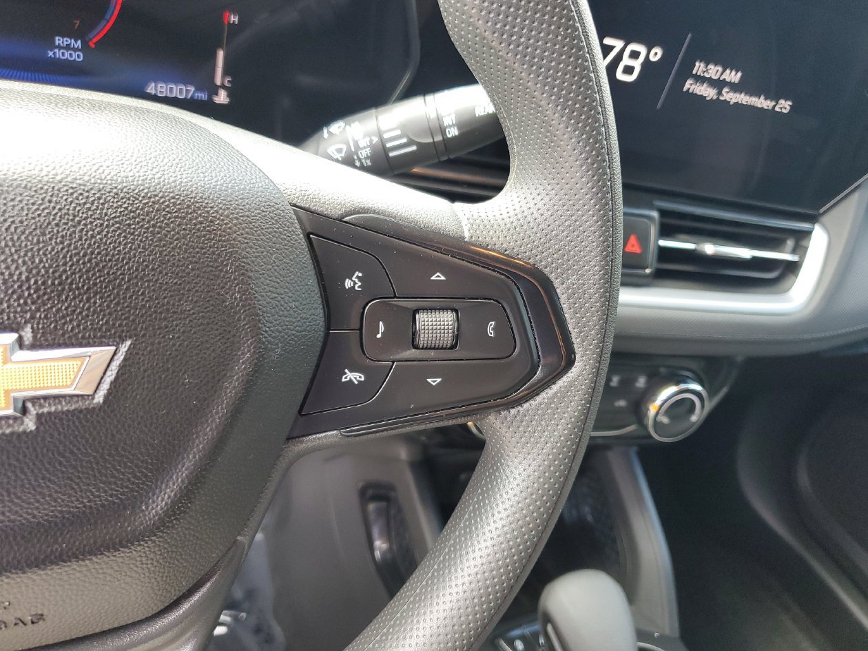 Used 2025 Chevrolet TrailBlazer LT AWD/4WD image 26