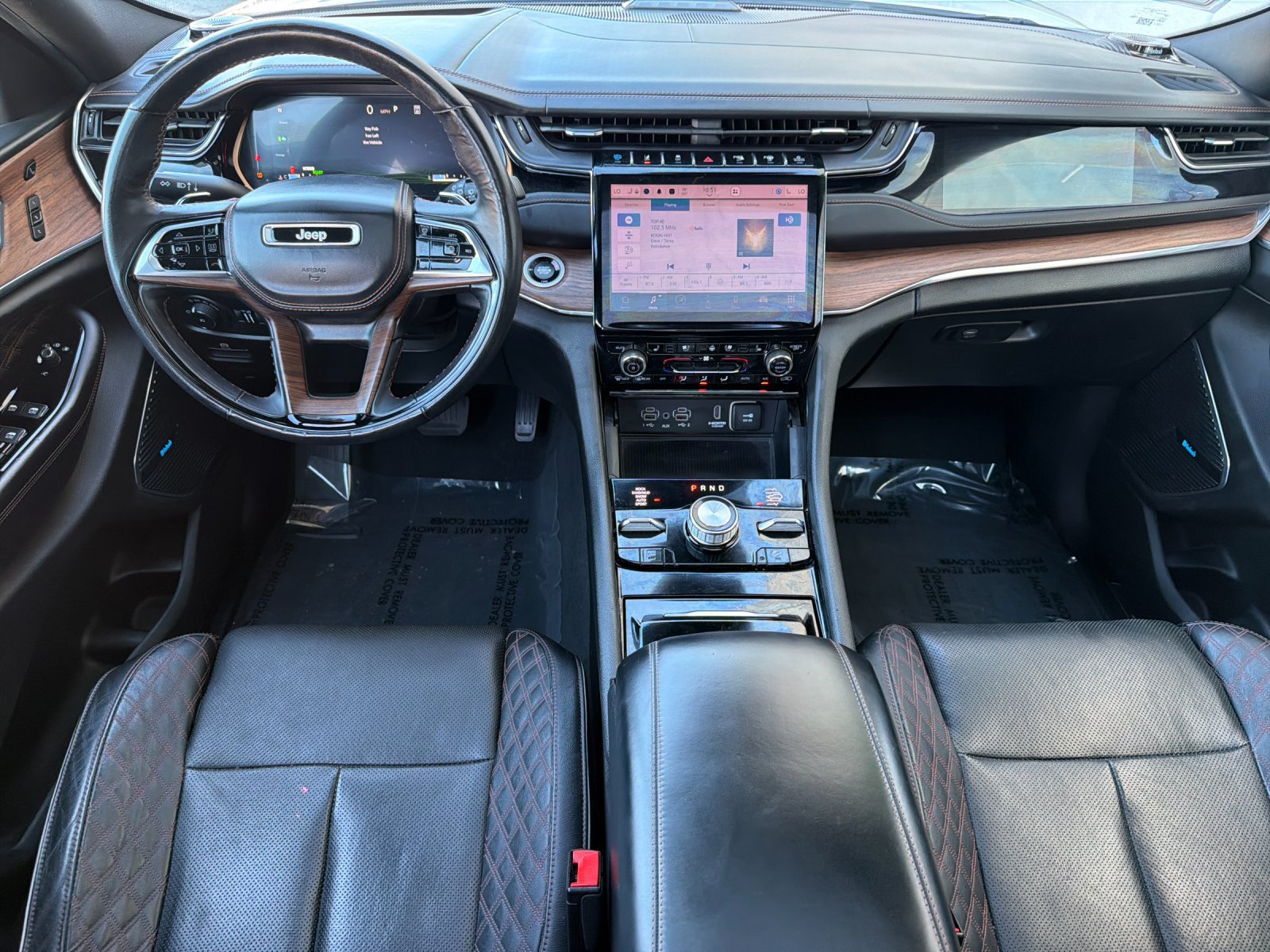 Used 2023 Jeep Grand Cherokee Summit w/ Advanced Protech Group IV AWD/4WD image 15