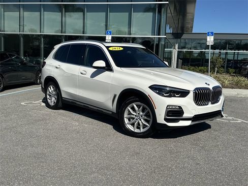 Used 2021 BMW X5 sDrive40i w/ Premium Package image 2
