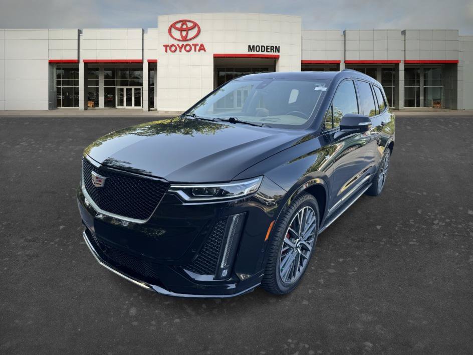 Used 2023 Cadillac XT6 Sport w/ Platinum Package AWD/4WD image 1