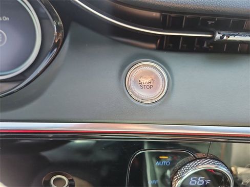 Used 2022 Genesis GV70 2.5T w/ Advanced Package image 16