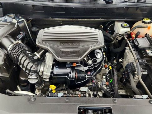 Used 2020 Cadillac XT6 Premium Luxury image 29