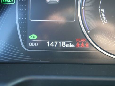 Certified 2025 Lexus ES 300h w/ Premium Package image 14