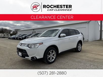 Used 2015 Mitsubishi Outlander SE
