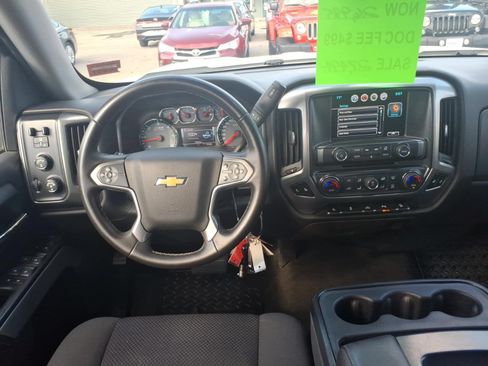 Used 2017 Chevrolet Silverado 1500 LT w/ All Star Edition AWD/4WD image 9