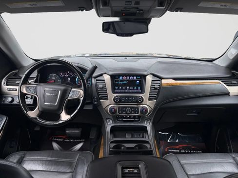 Used 2017 GMC Yukon Denali w/ Open Road Package AWD/4WD image 24