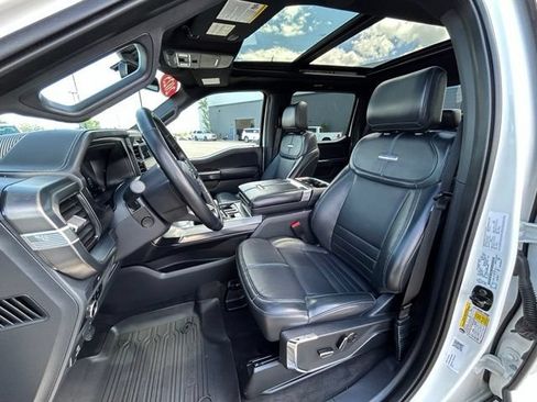 Used 2025 Ford F150 Platinum AWD/4WD image 34