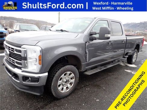 Used 2024 Ford F250 XLT image 1