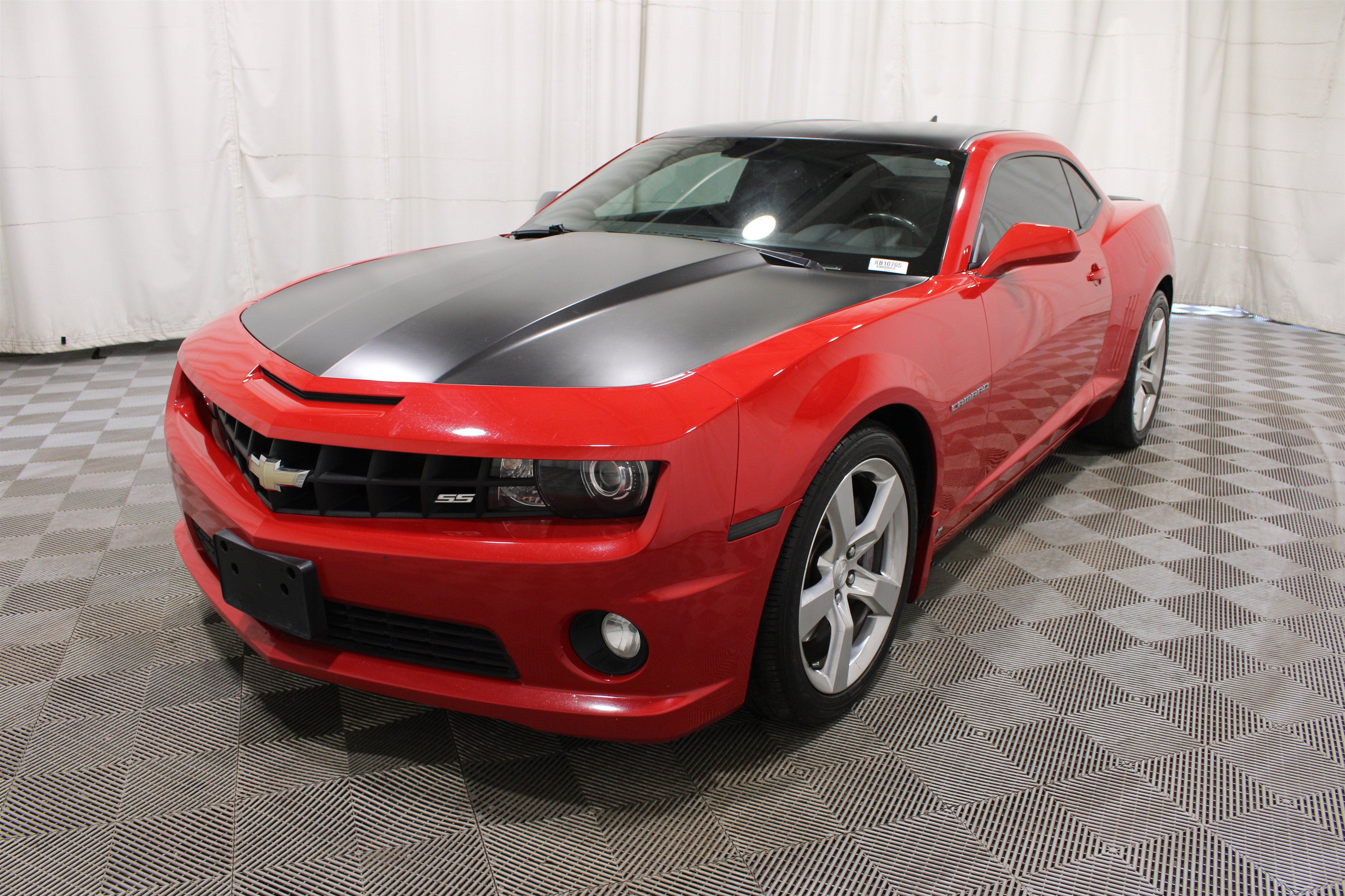Used 2010 Chevrolet Camaro SS RWD image 34