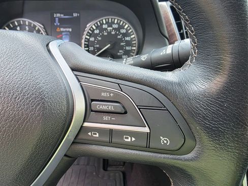 Used 2018 INFINITI Q50 Luxe w/ Essential Package (3.0T Luxe) image 19