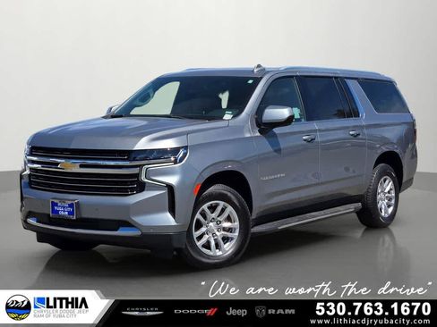 Used 2023 Chevrolet Suburban LT AWD/4WD image 1