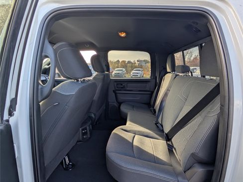 Used 2024 RAM 3500 Tradesman w/ Chrome Appearance Group image 15