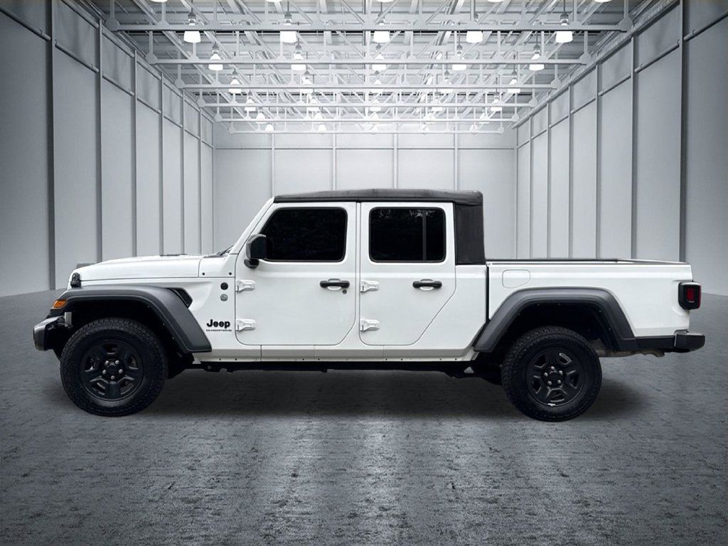 Used 2023 Jeep Gladiator Sport w/ Trailer Tow Package AWD/4WD image 4