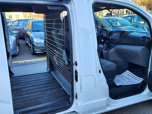 Used 2014 Nissan NV200 SV w/ Back Door Glass Package image 4