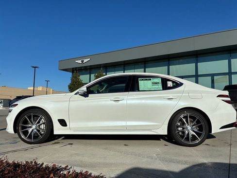 New 2026 Genesis G70 2.5T Prestige image 8