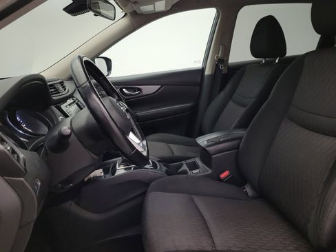 Used 2020 Nissan Rogue SV w/ Sun & Sound Touring Package FWD image 17