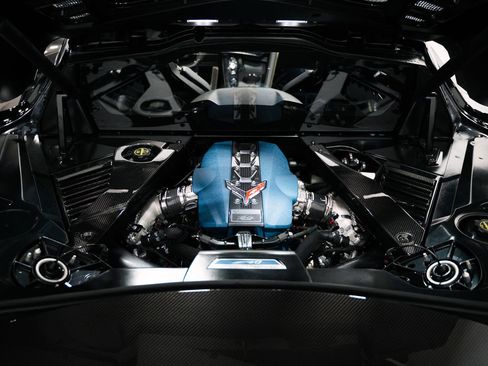 Used 2026 Chevrolet Corvette ZR1 w/ ZR1 Carbon Fiber Aero Package image 8