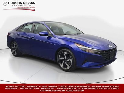 Used 2023 Hyundai Elantra SEL w/ Convenience Package
