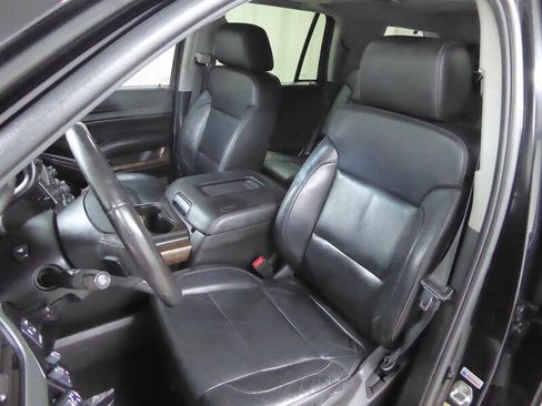 Used 2015 Chevrolet Tahoe LT image 20