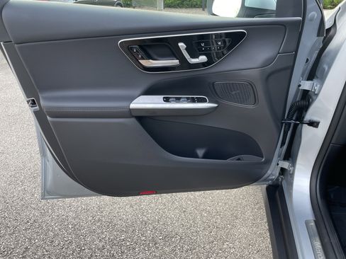 New 2026 Mercedes-Benz GLC 300 image 17