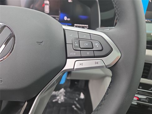 New 2026 Volkswagen Jetta SE image 17