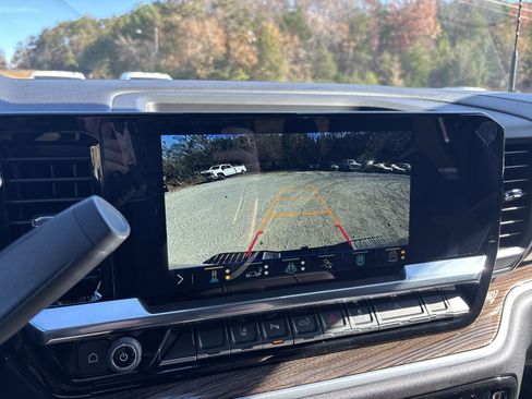 New 2026 Chevrolet Silverado 2500 LT image 24
