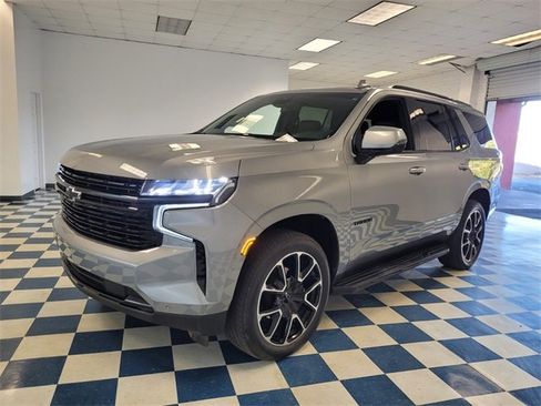 Used 2023 Chevrolet Tahoe RST w/ Luxury Package image 3