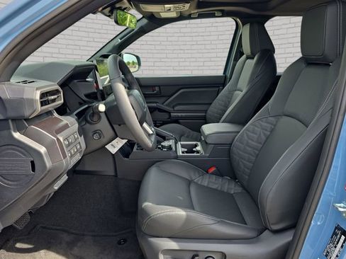 New 2026 Toyota 4Runner TRD Off-Road Premium AWD/4WD image 15