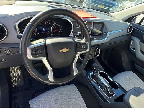 Used 2020 Chevrolet Blazer LT image 21