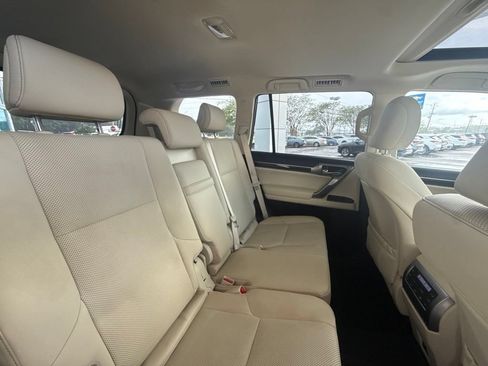 Used 2023 Lexus GX 460 Premium w/ Premium Package AWD/4WD image 36