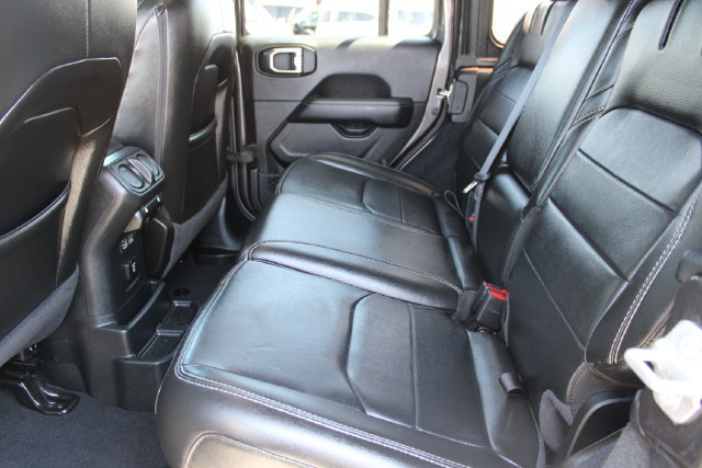 Used 2023 Jeep Wrangler Unlimited Sahara w/ Cold Weather Group AWD/4WD image 44