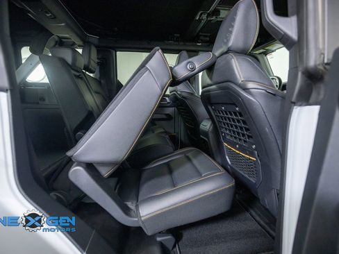 Used 2024 Ford Bronco Badlands AWD/4WD image 40