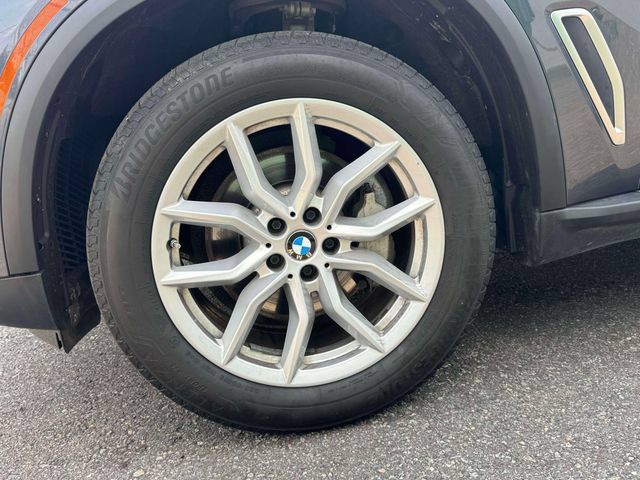 Used 2020 BMW X5 xDrive40i w/ Premium Package AWD/4WD image 10