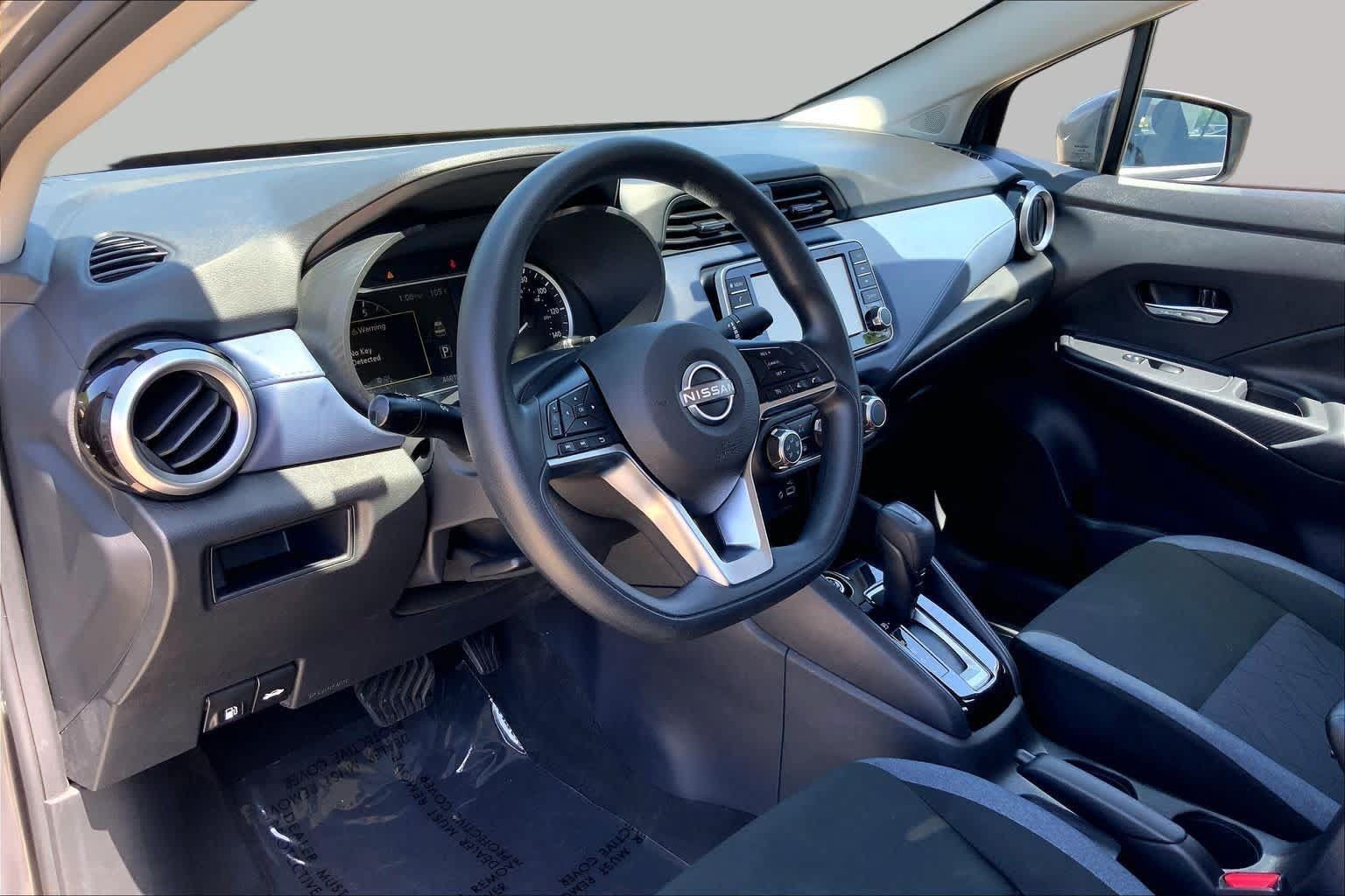Used 2024 Nissan Versa SV FWD image 17