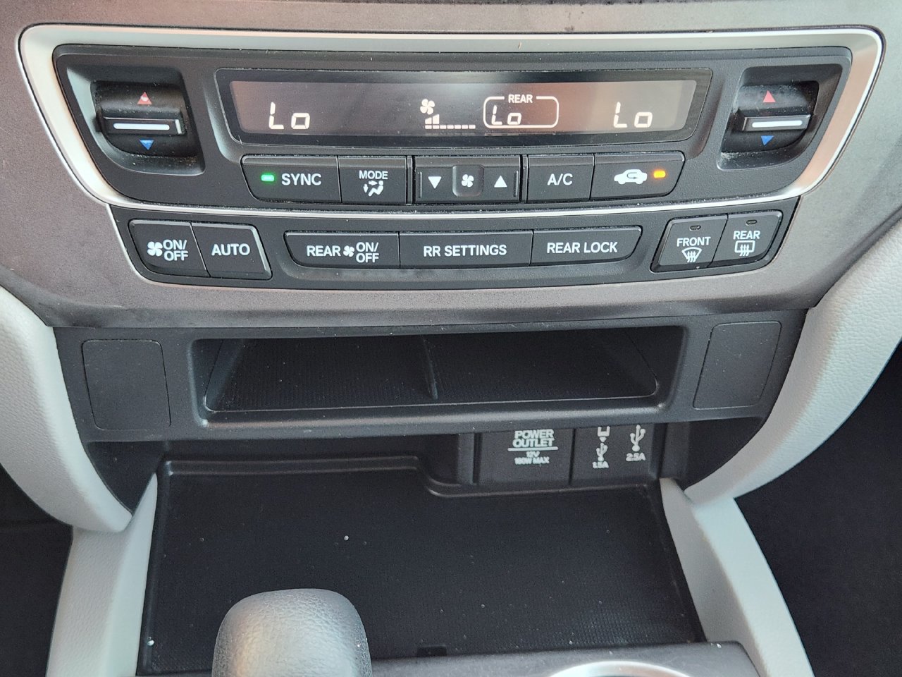Used 2018 Honda Pilot EX image 18