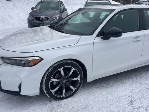 Certified 2025 Honda Civic Sport Touring image 3