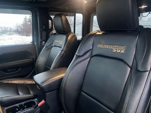 Used 2025 Jeep Wrangler Unlimited Rubicon 392 image 13