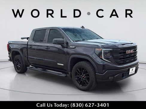 Used 2022 GMC Sierra 1500 Elevation w/ X31 Off-Road Package AWD/4WD image 16