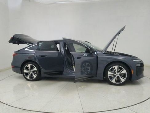 Used 2025 Audi A6 e-tron Premium Plus w/ Premium Plus image 74