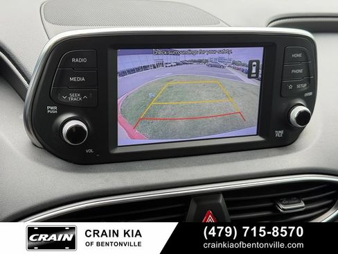 Used 2020 Hyundai Santa Fe SE FWD image 16